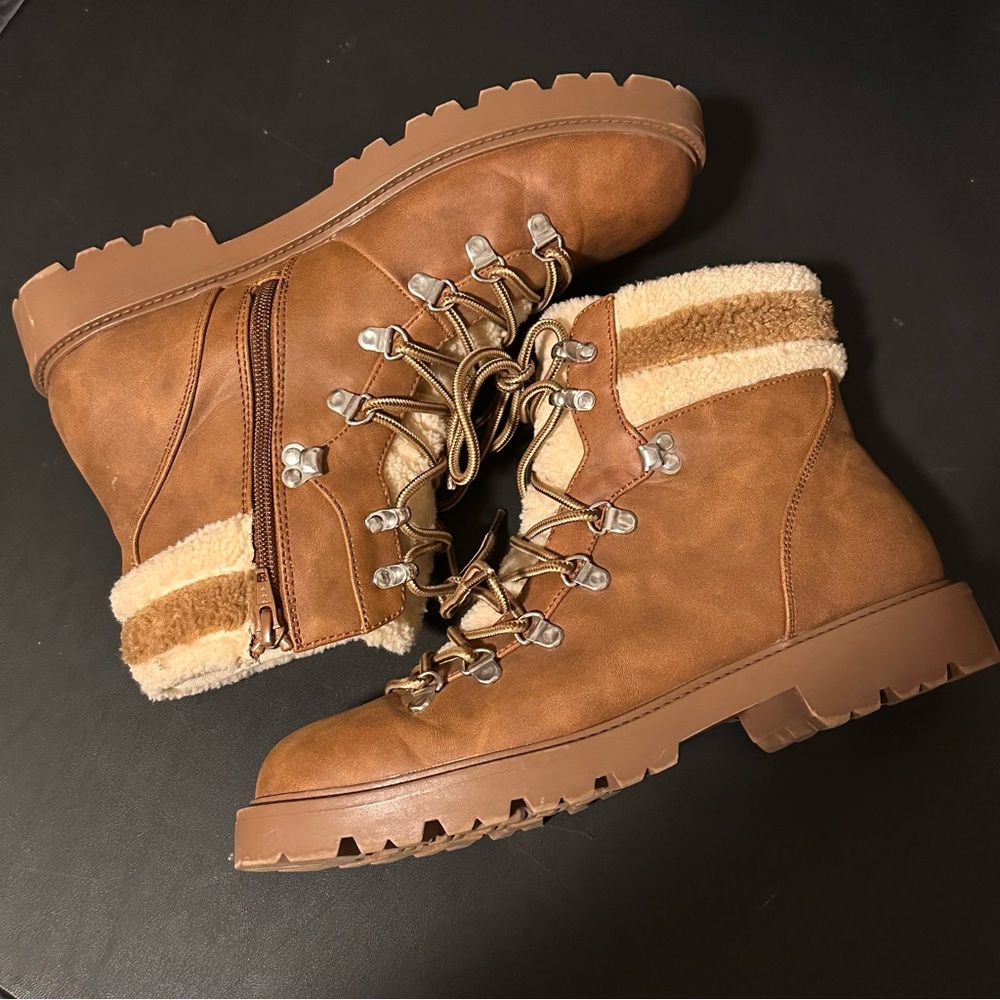 Dolce Vita Fur Boots Size 8.5